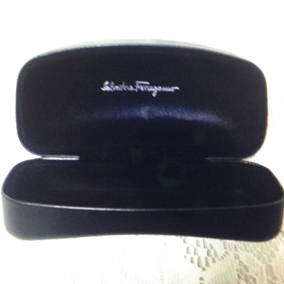 Salvatore Ferragamo Italy 2108 Sun Glasses - Picture 11 of 16